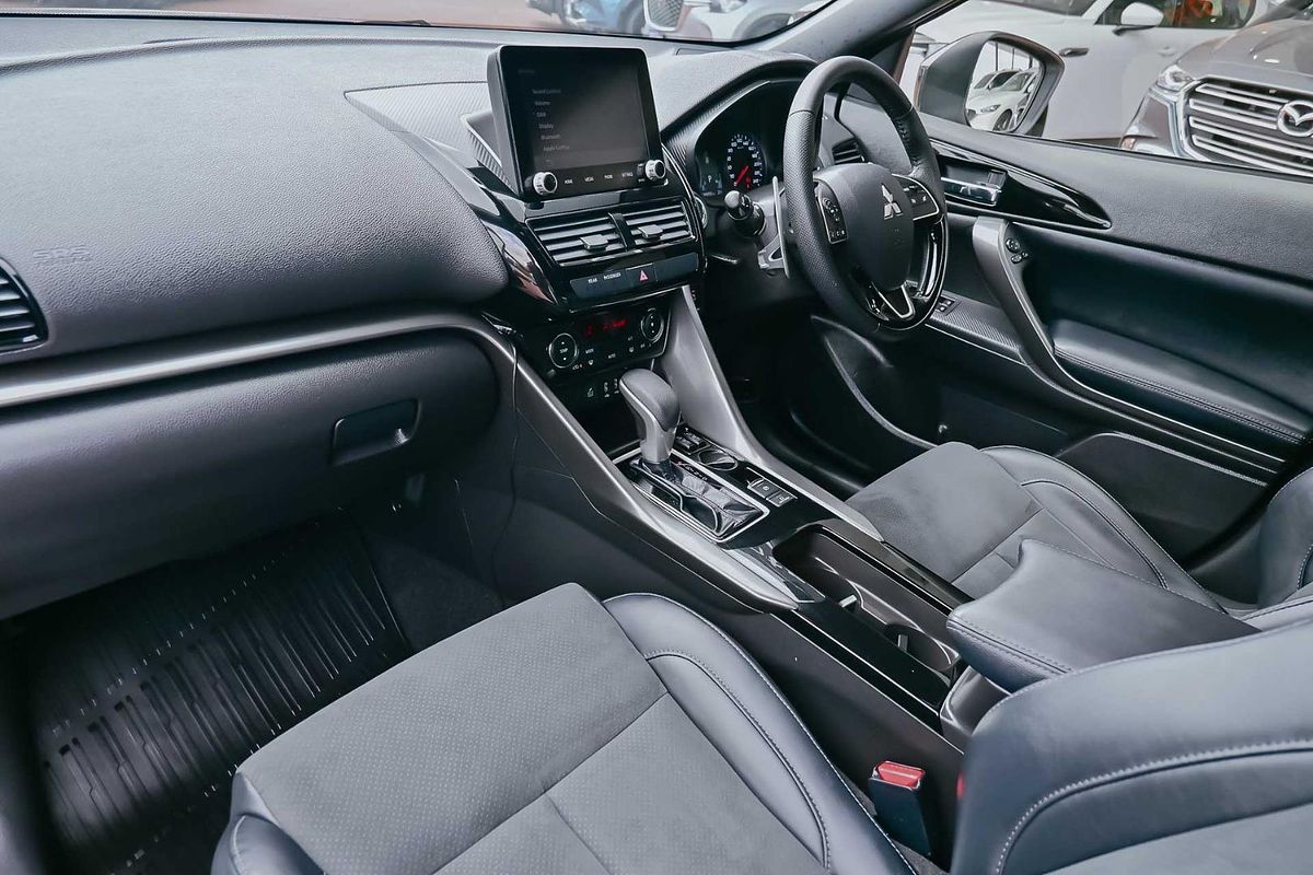 2023 Mitsubishi Eclipse Cross LS Black Edition YB