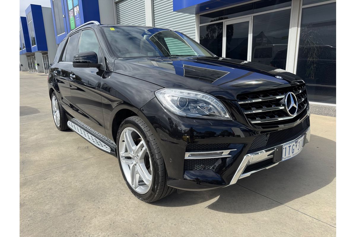 2012 Mercedes-Benz M-Class ML250 BlueTEC W166