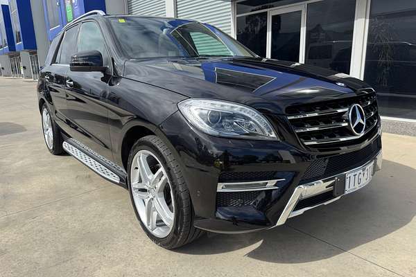 2012 Mercedes-Benz M-Class ML250 BlueTEC W166