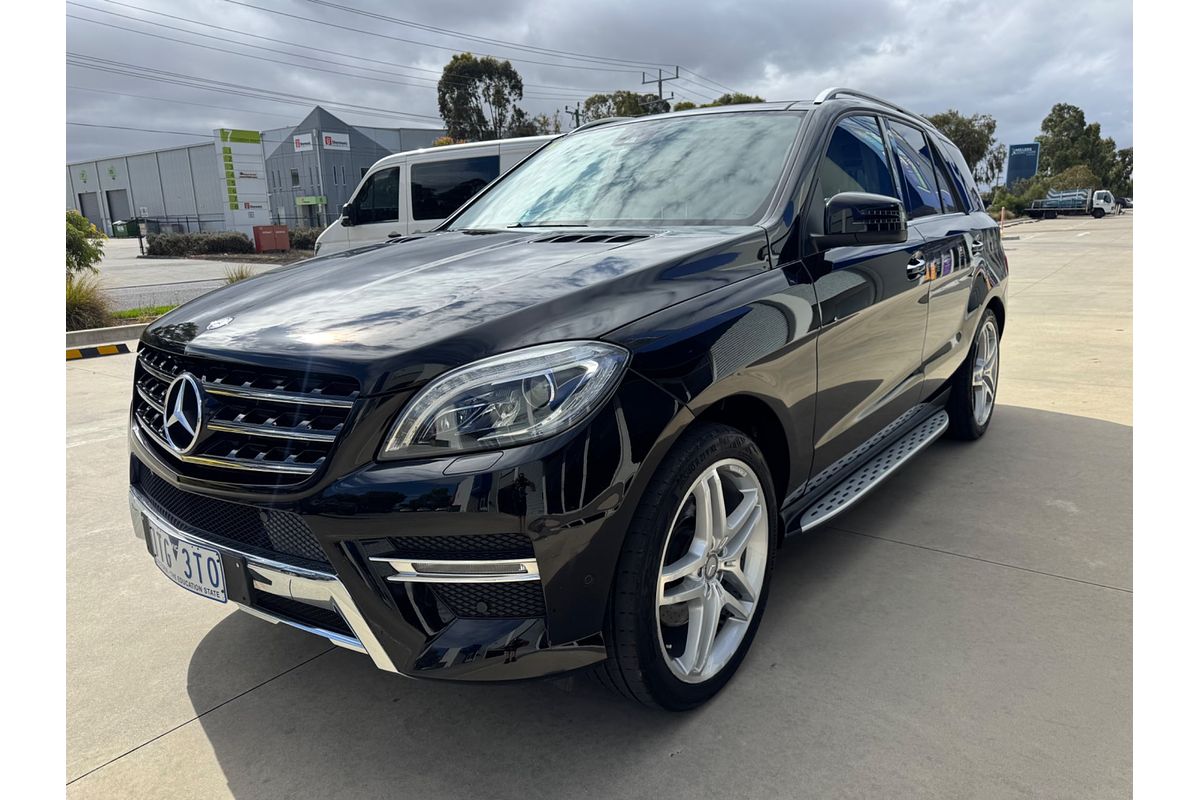 2012 Mercedes-Benz M-Class ML250 BlueTEC W166