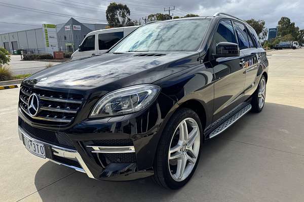 2012 Mercedes-Benz M-Class ML250 BlueTEC W166