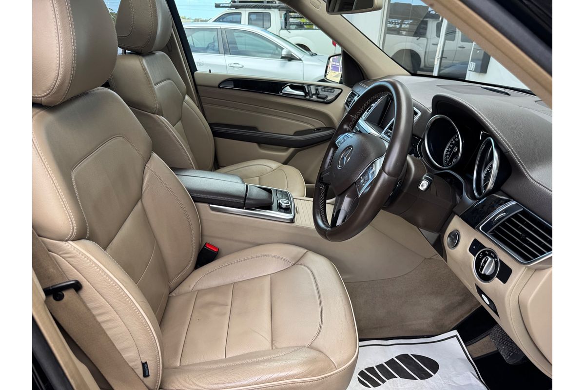 2012 Mercedes-Benz M-Class ML250 BlueTEC W166