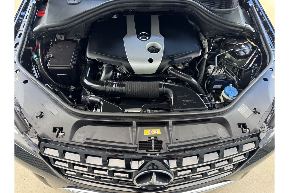2012 Mercedes-Benz M-Class ML250 BlueTEC W166