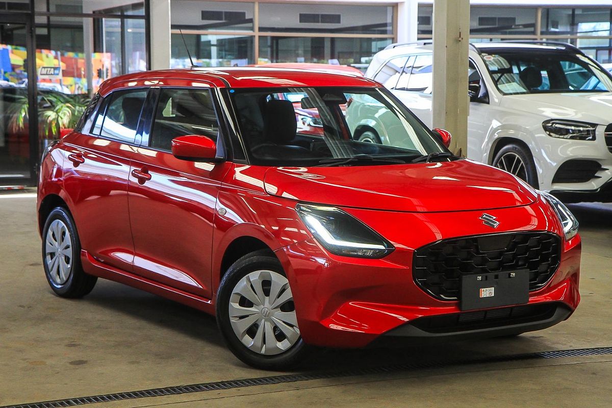 2024 Suzuki Swift Hybrid UZ