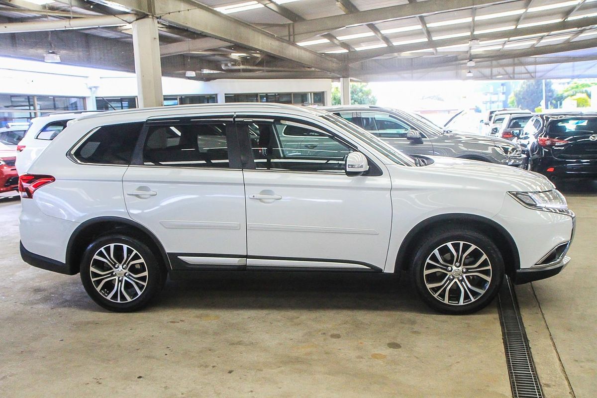 2015 Mitsubishi Outlander LS ZK