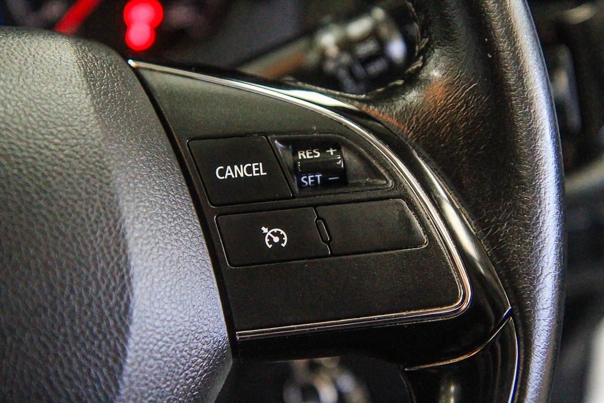 2015 Mitsubishi Outlander LS ZK