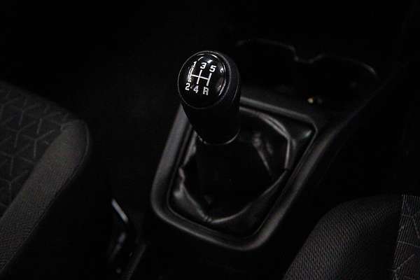 2024 Suzuki Swift Hybrid UZ
