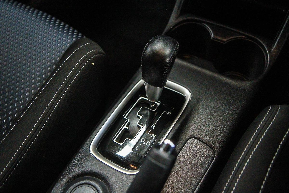 2015 Mitsubishi Outlander LS ZK