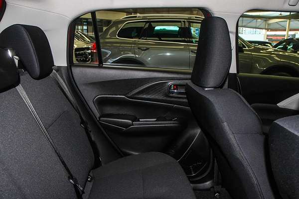 2024 Suzuki Swift Hybrid UZ