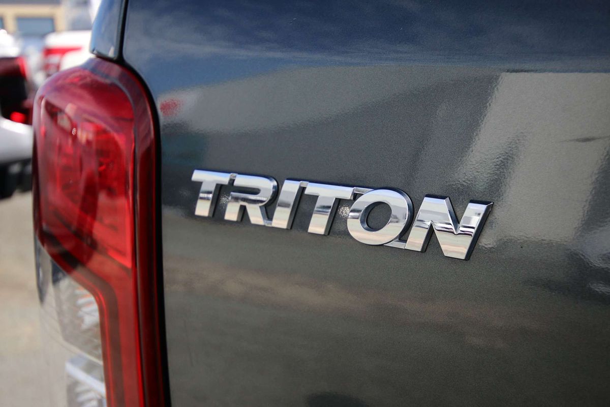 2019 Mitsubishi Triton GLS Premium MR 4X4