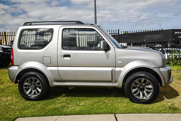 2015 Suzuki Jimny Sierra SN413 T6