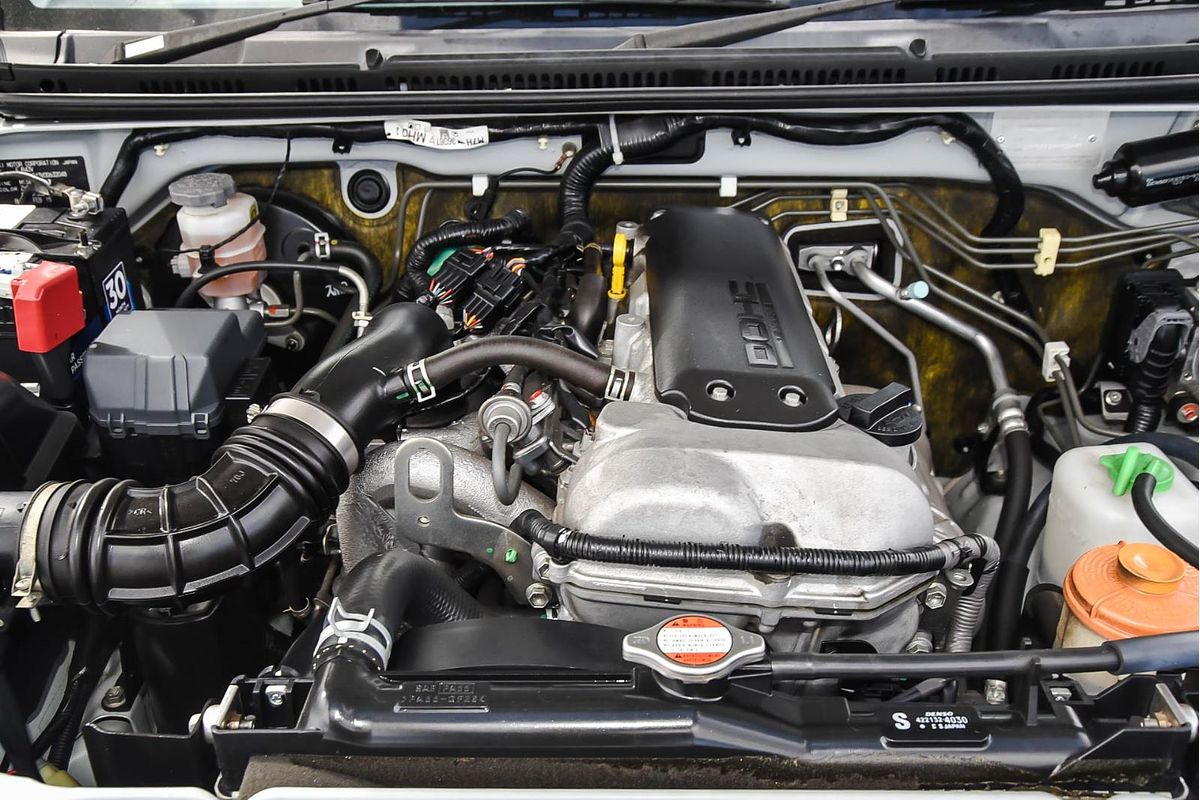 2015 Suzuki Jimny Sierra SN413 T6