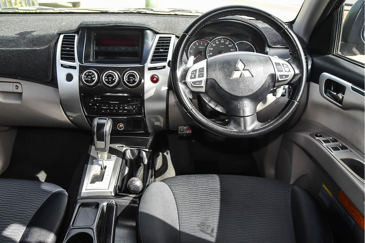 2013 Mitsubishi Challenger LS PB