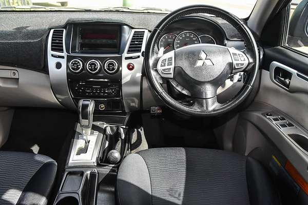2013 Mitsubishi Challenger LS PB