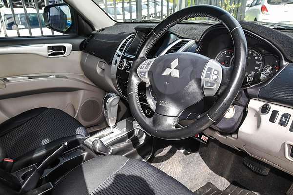 2013 Mitsubishi Challenger LS PB