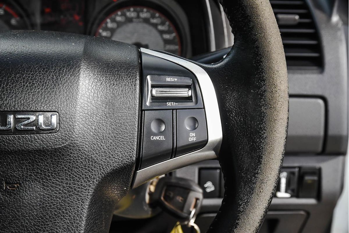 2017 Isuzu D-MAX SX 4X4
