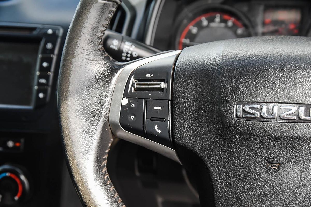 2017 Isuzu D-MAX SX 4X4