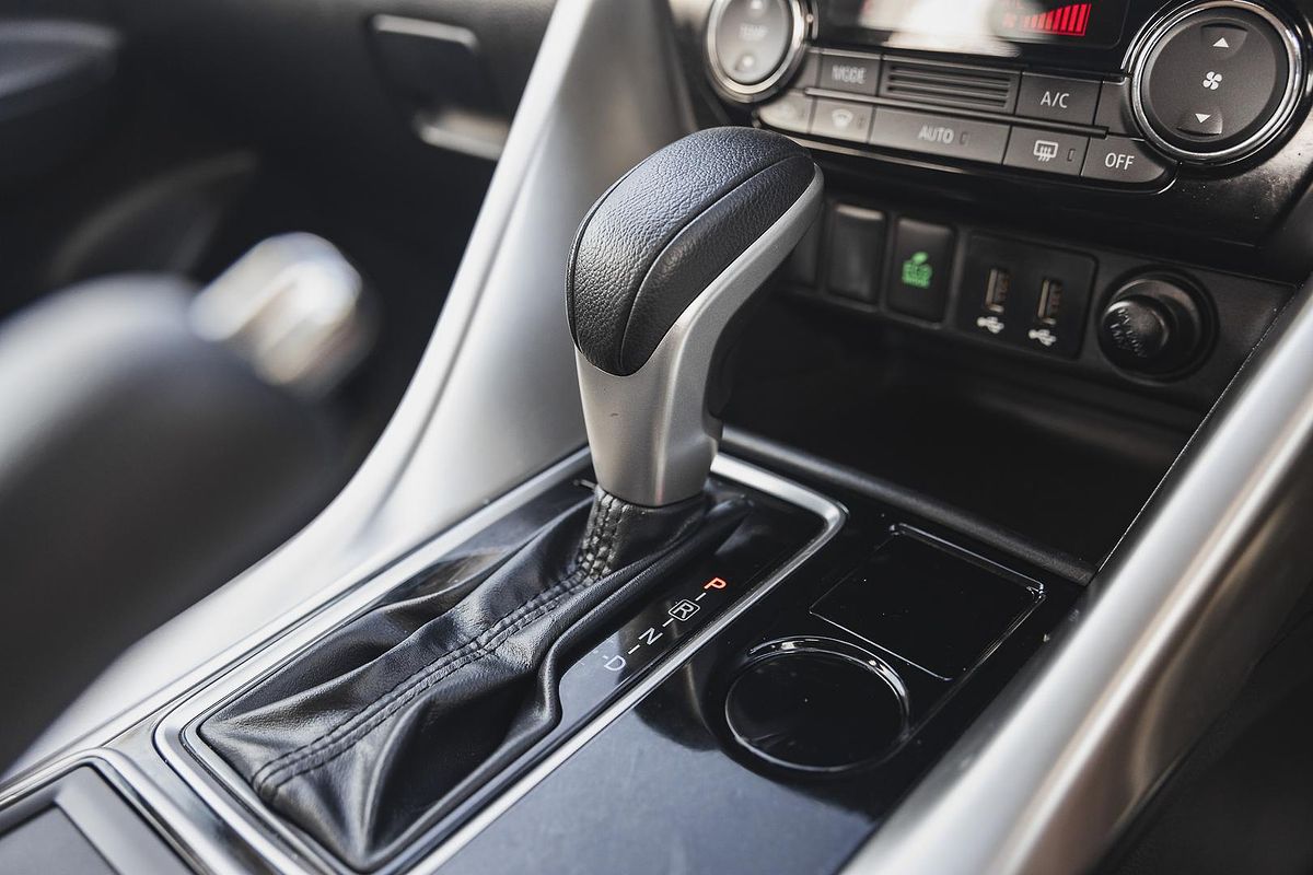 2019 Mitsubishi Eclipse Cross ES YA