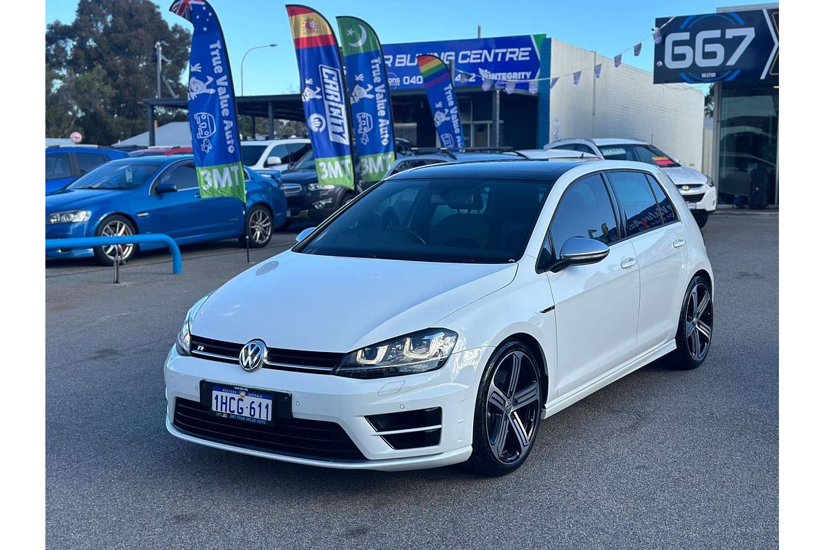 2015 Volkswagen Golf R 7