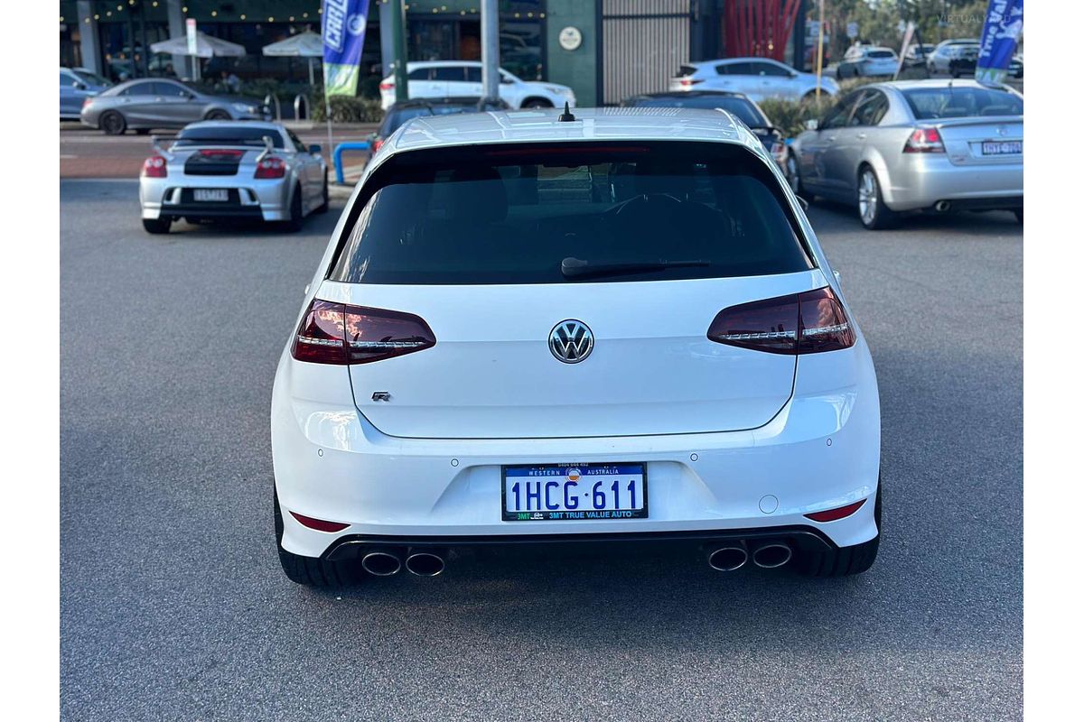 2015 Volkswagen Golf R 7