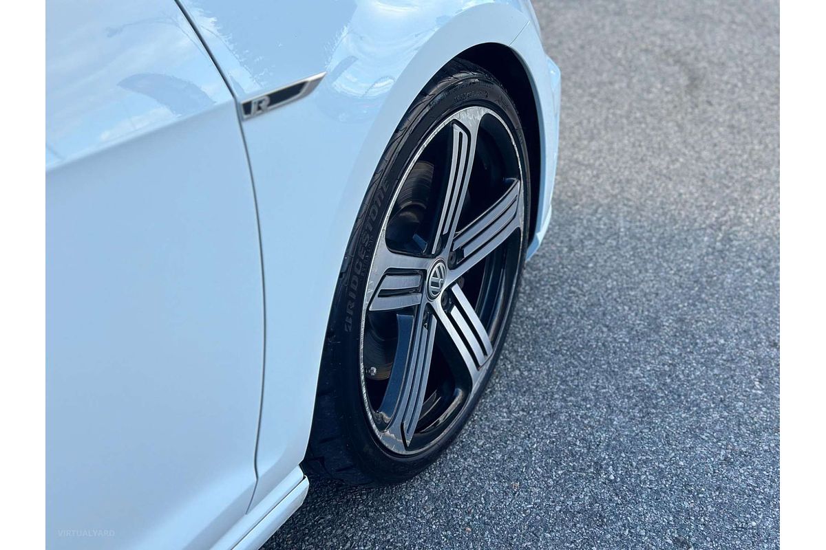 2015 Volkswagen Golf R 7