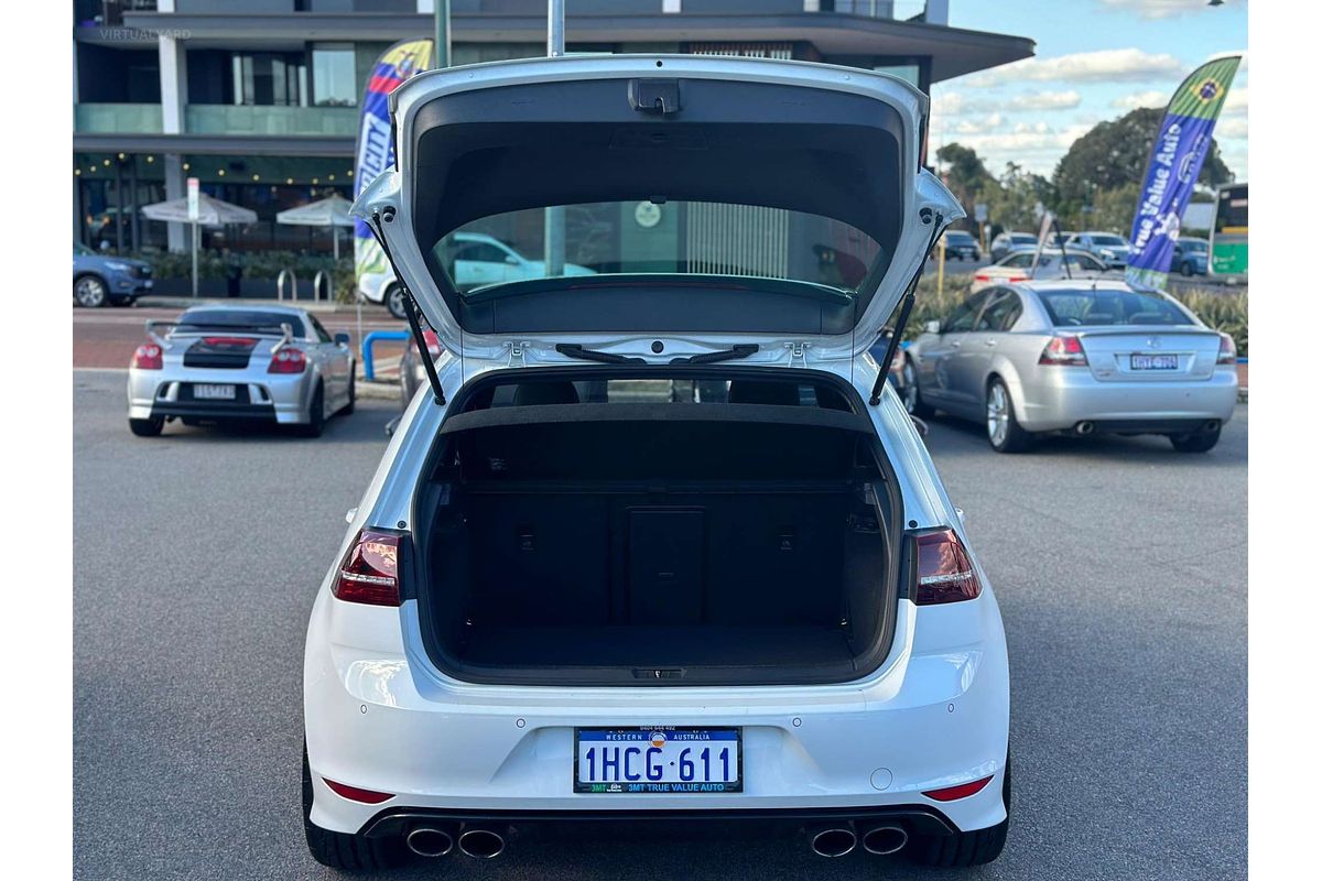 2015 Volkswagen Golf R 7
