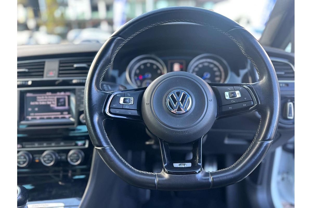 2015 Volkswagen Golf R 7