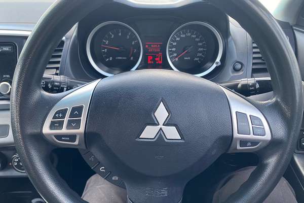 2013 Mitsubishi Lancer ES CJ