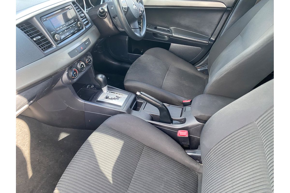 2013 Mitsubishi Lancer ES CJ