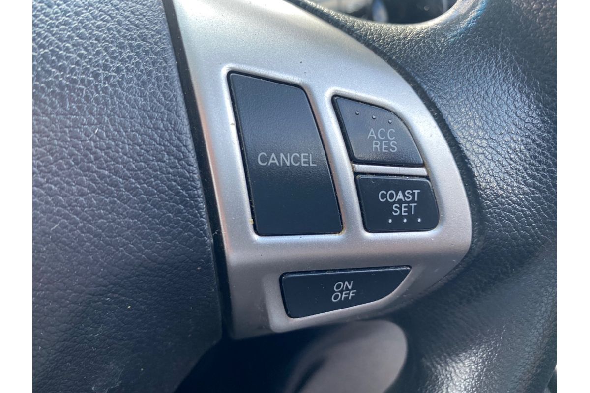2013 Mitsubishi Lancer ES CJ