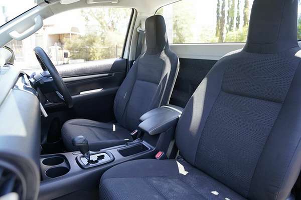 2019 Toyota Hilux SR GUN126R 4X4