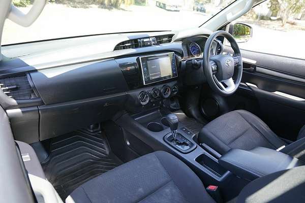 2019 Toyota Hilux SR GUN126R 4X4