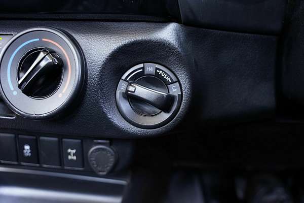 2019 Toyota Hilux SR GUN126R 4X4