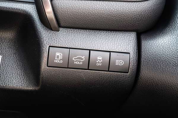 2019 Toyota Camry Ascent ASV70R