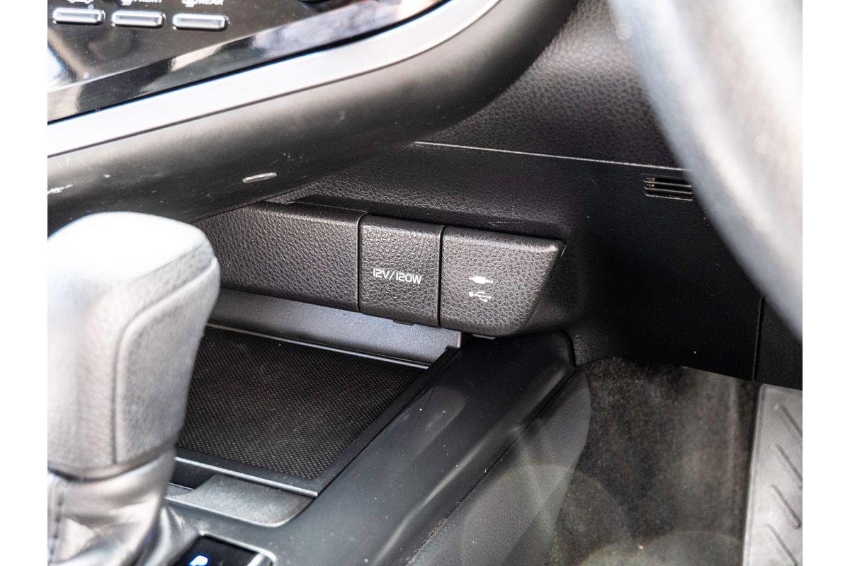 2019 Toyota Camry Ascent ASV70R