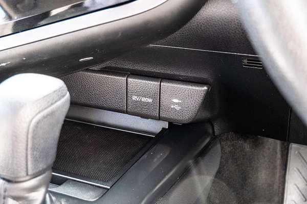 2019 Toyota Camry Ascent ASV70R