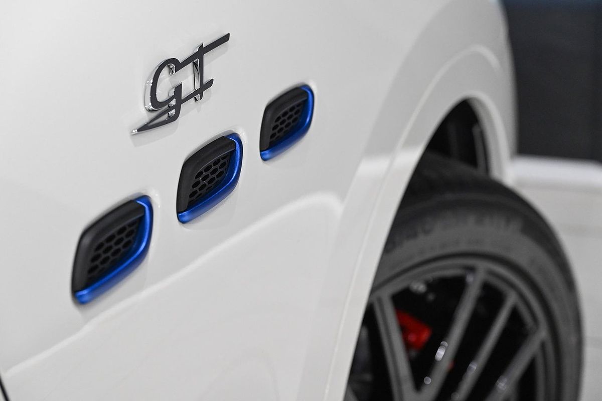2023 Maserati Levante GT M161