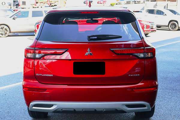 2024 Mitsubishi Outlander Exceed ZM