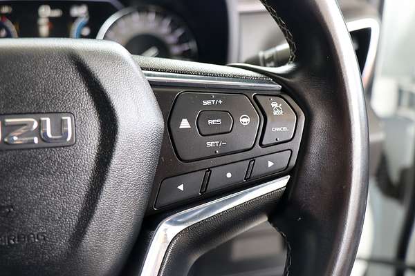 2023 Isuzu MU-X LS-T