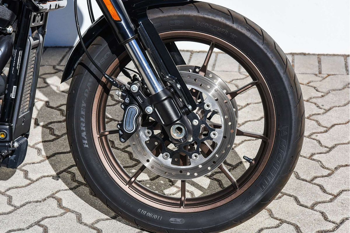 2022 Harley-Davidson Low Rider ST 117 (FXLRST) Softail