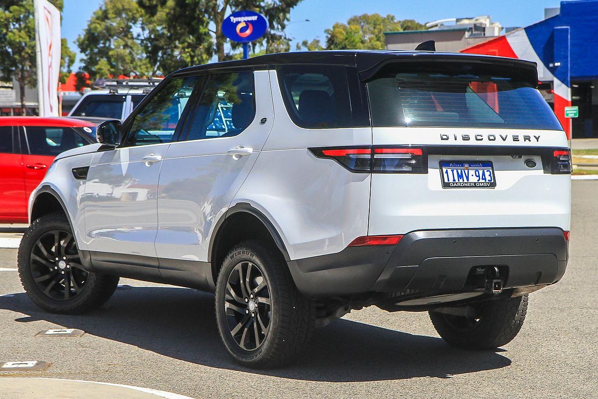 2018 Land Rover Discovery SD4 S Series 5
