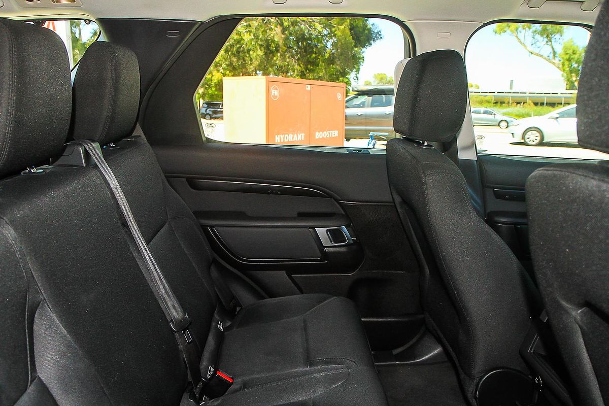 2018 Land Rover Discovery SD4 S Series 5