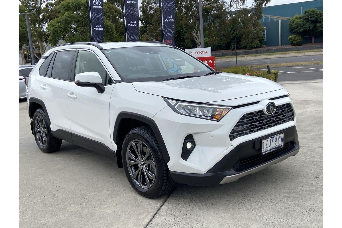 2024 Toyota RAV4 GXL MXAA52R