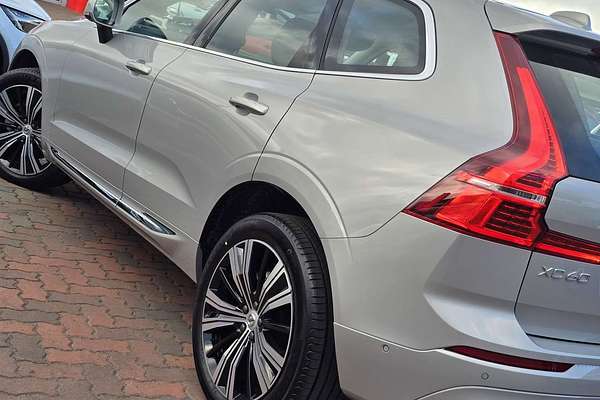 2023 Volvo XC60 Ultimate B5 Bright