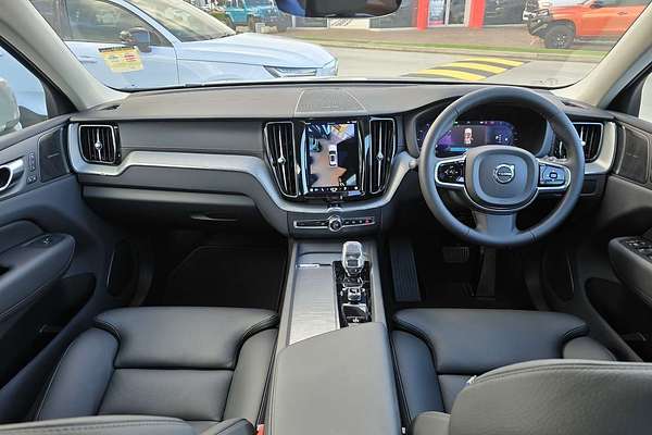 2023 Volvo XC60 Ultimate B5 Bright