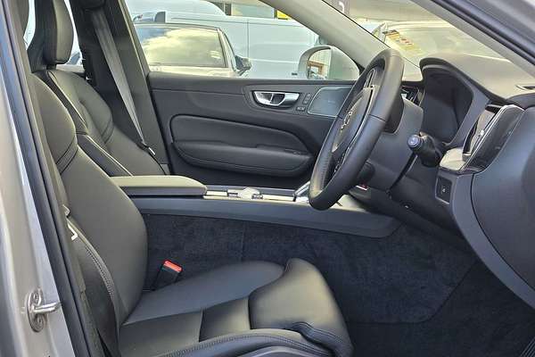 2023 Volvo XC60 Ultimate B5 Bright