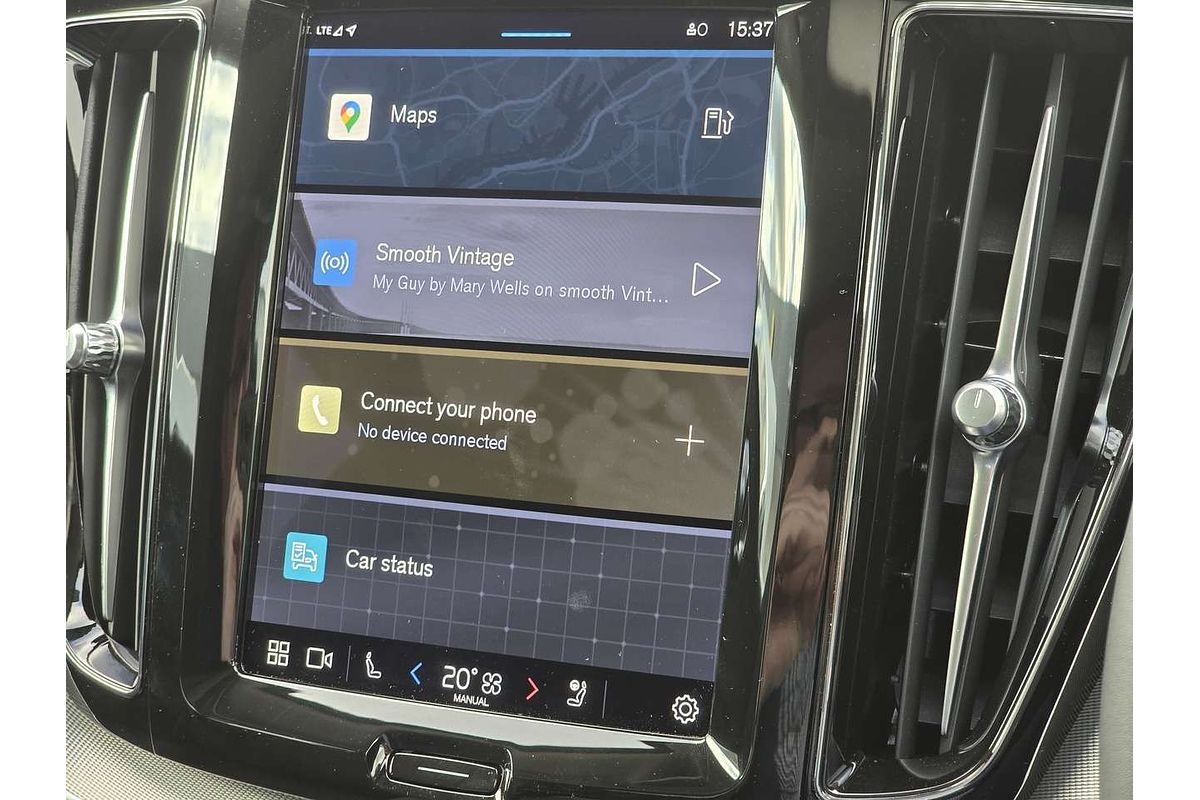 2023 Volvo XC60 Ultimate B5 Bright
