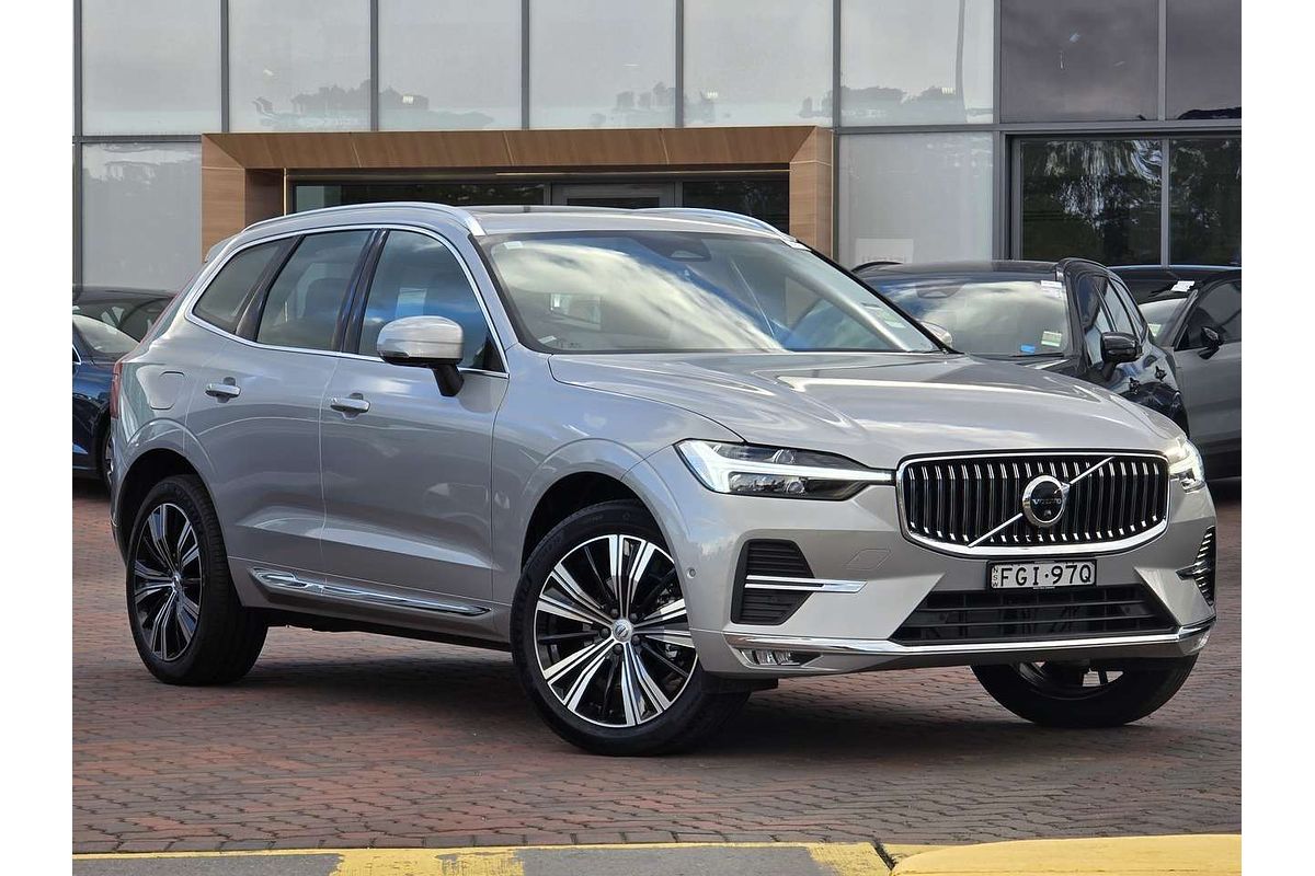 2023 Volvo XC60 Ultimate B5 Bright