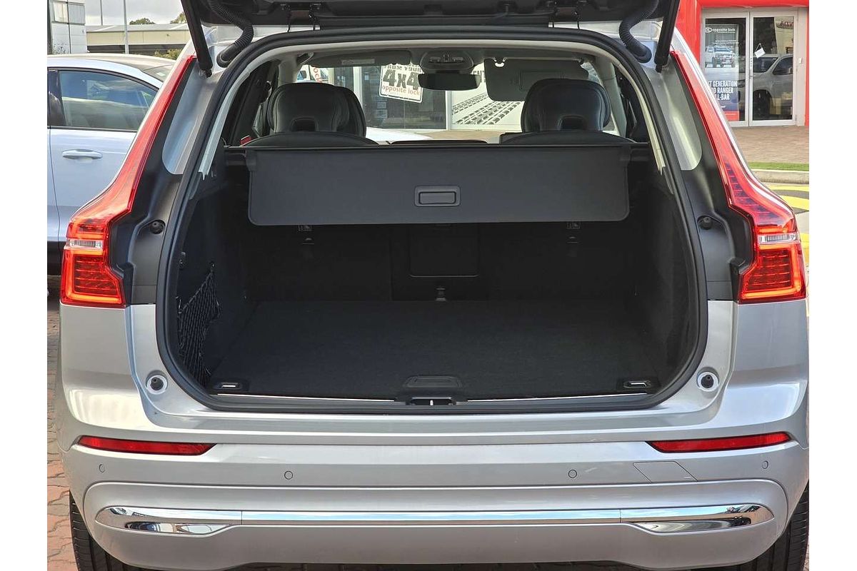 2023 Volvo XC60 Ultimate B5 Bright