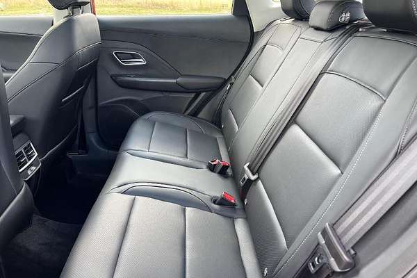 2025 MG ZS Essence Turbo ZS32